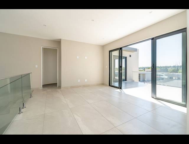5 BEDROOM HOUSE FOR SALE IN BRYANSTON